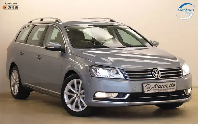 2011 Volkswagen Passat in Grey for sale