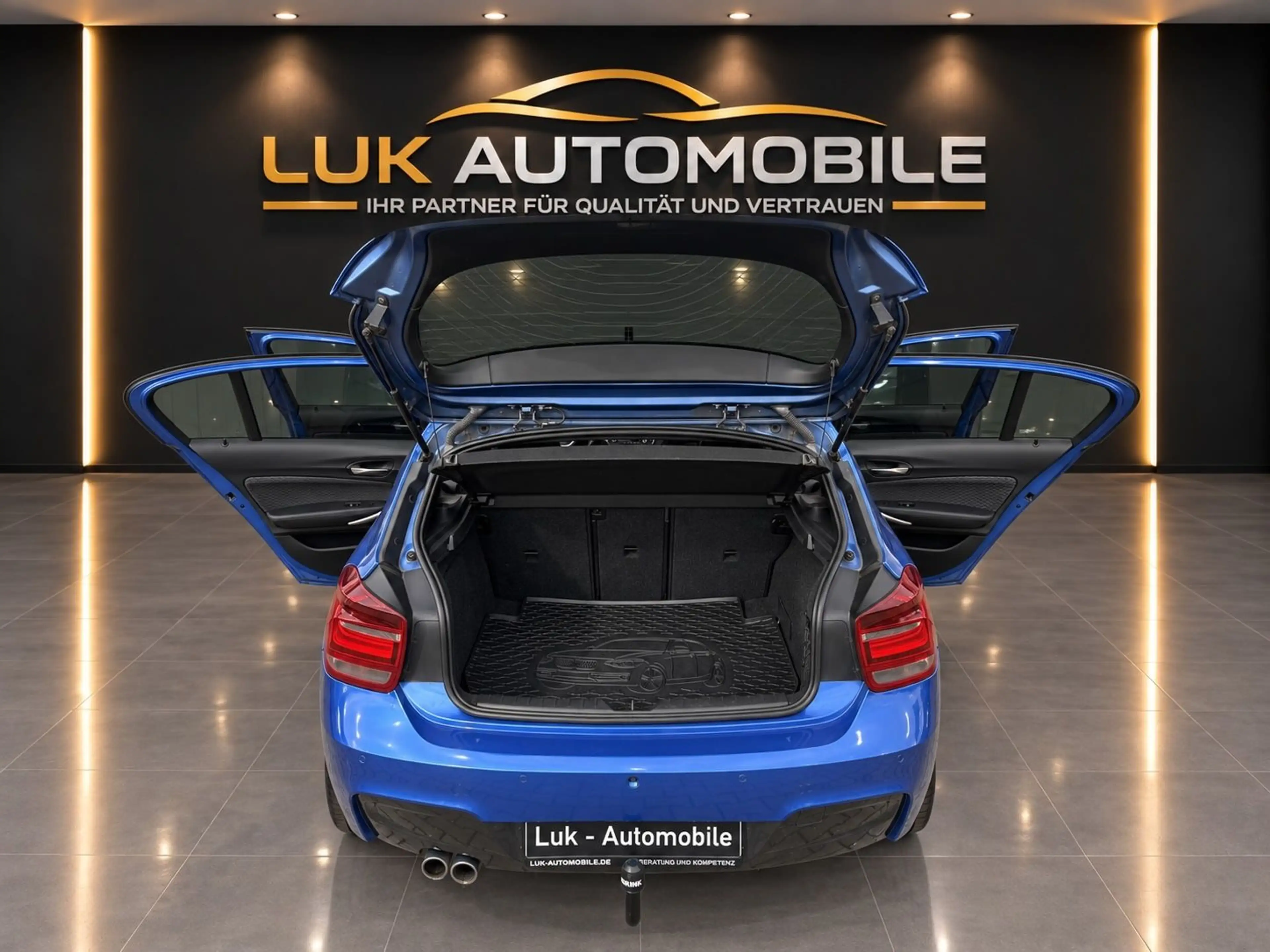 BMW 125 d Lim*Aut*M-Pak*Bi-Turbo*Harman&Kardon*Kam* — photo 9