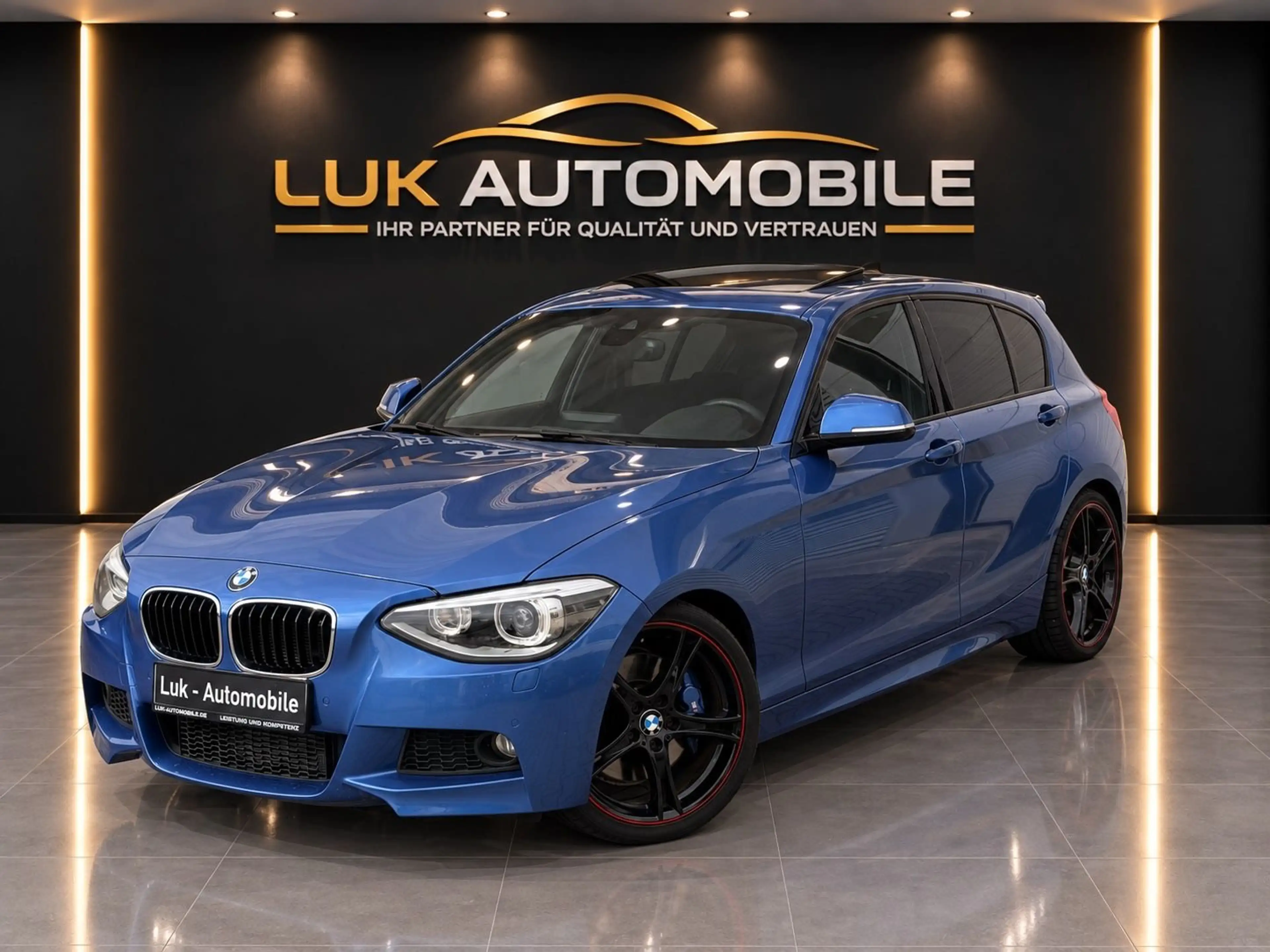 BMW 125 d Lim*Aut*M-Pak*Bi-Turbo*Harman&Kardon*Kam* — photo 3