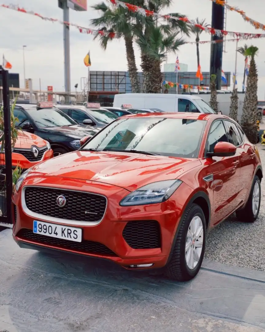 Jaguar E-Pace 2.0D I4 R-Dynamic Base AWD 150 Rojo - 1