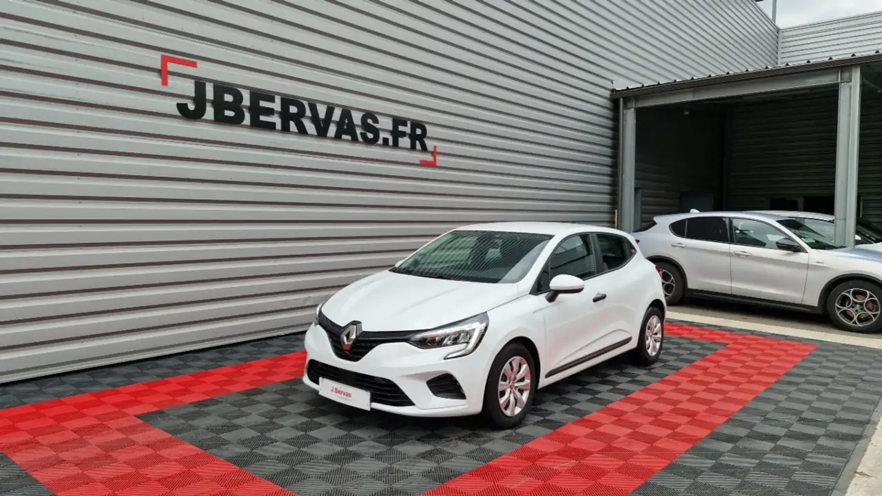 Renault Clio V SOCIETE CLIOTCE 90 - 21N AIR NAV