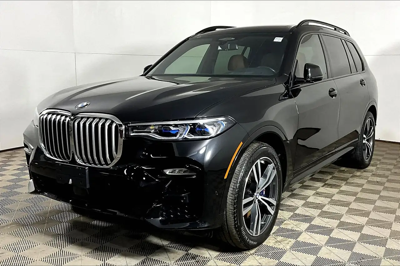 2022 BMW X7