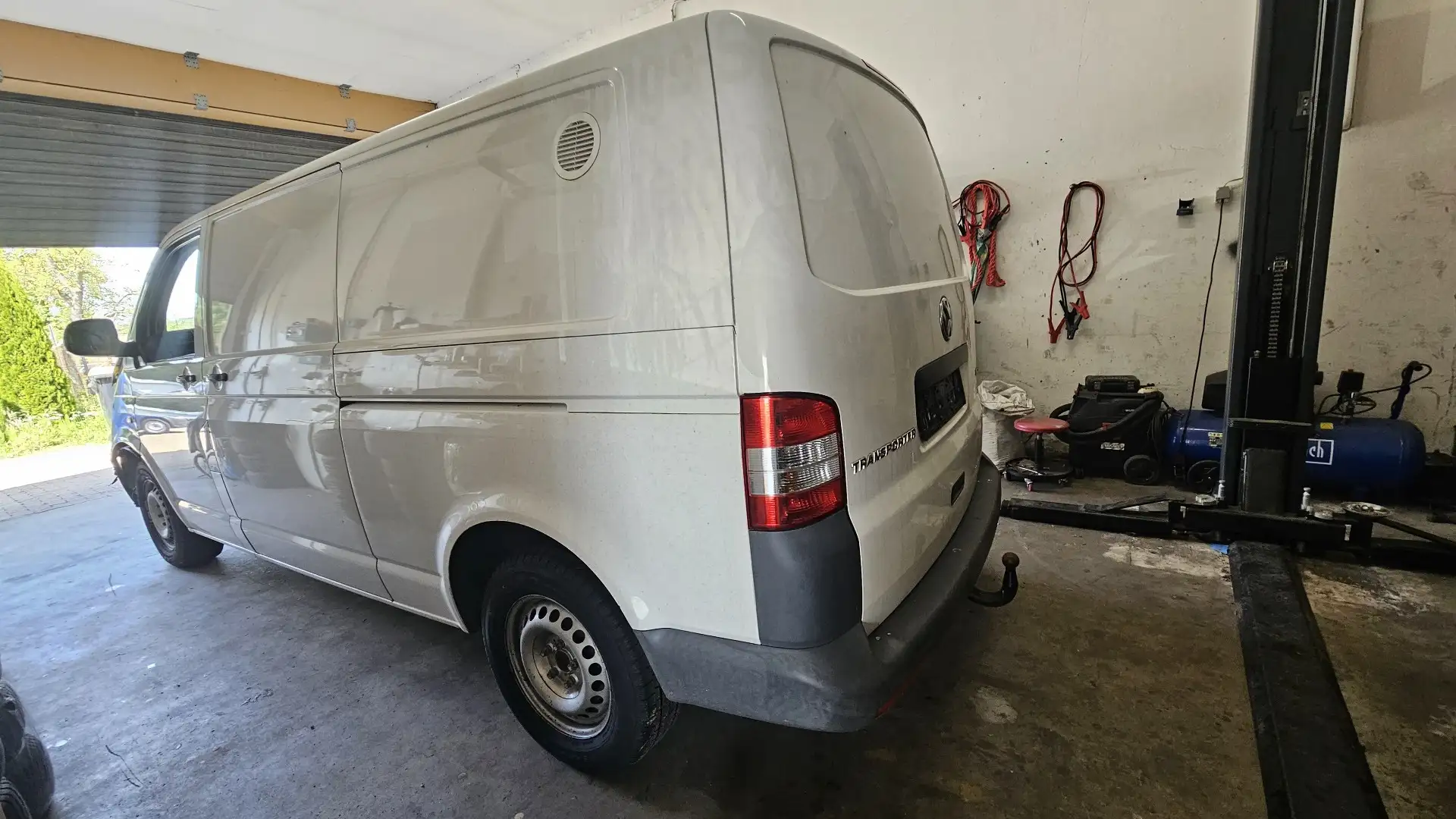 Volkswagen T5 Transporter lang*2 Schiebetüren*Frontschaden an Bastler* Blanc - 2