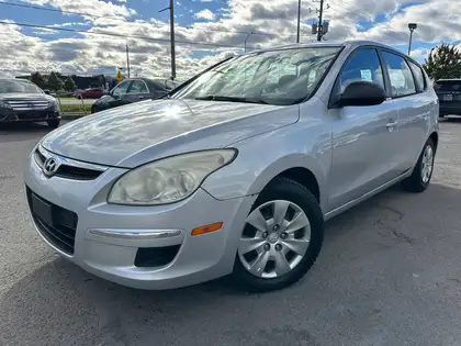 Gray 2009 Hyundai Elantra Touring Hatchback  4-Speed Automatic