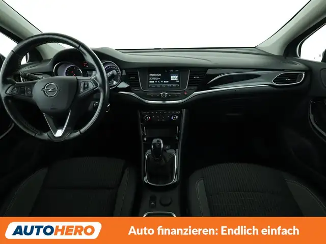 Opel Astra view 12