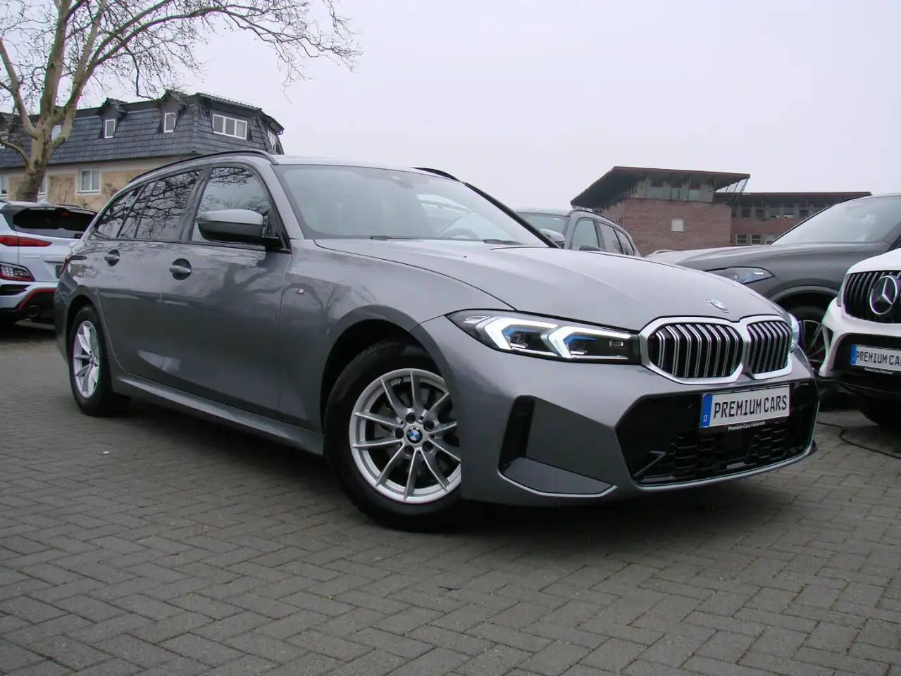 BMW 320