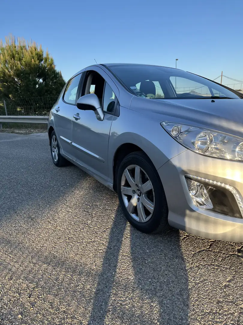 Peugeot 308 1.6 e-HDi 112ch FAP Active - 2