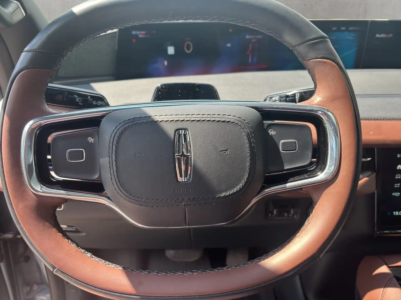 Lincoln Navigator 2025 — фото 10