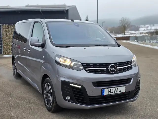 Opel Zafira Life 2.0 Diesel L2/ACC/Carplay/Head-Up