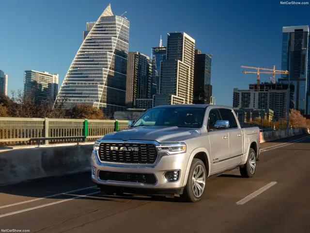 Dodge RAM 1500 Tungsten Crew Cab  HO MY 25