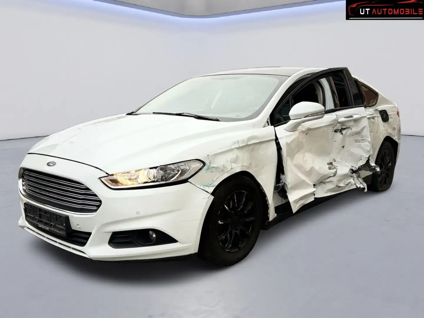 Ford Mondeo 2,0 TDCi 110kW Business Edition ECOnetic Weiß - 1