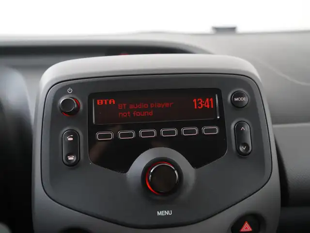 Peugeot 108 view 13