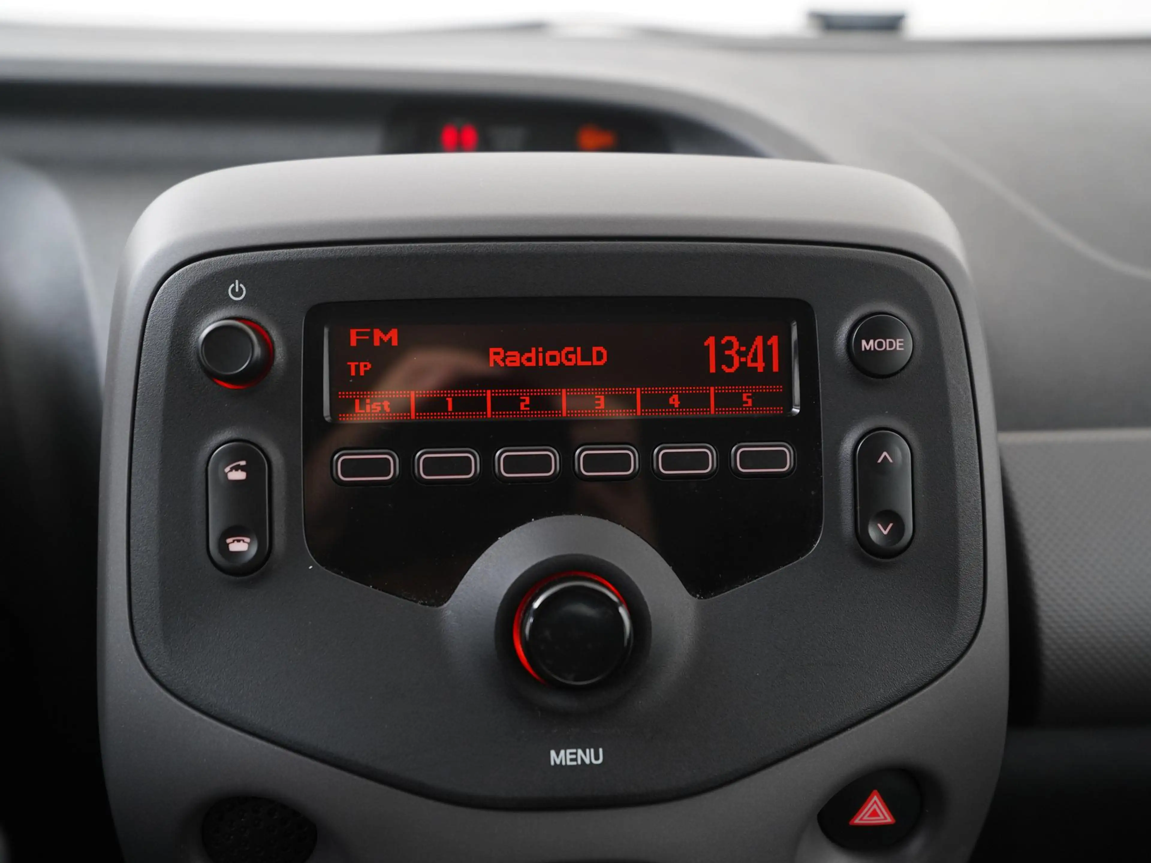 Peugeot 108 1.0 e-VTi Active | Airco | Zondag Open! — photo 12