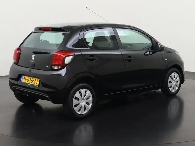 Peugeot 108 view 4