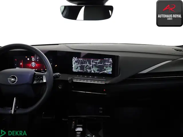 Opel Astra view 9