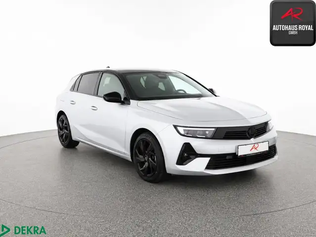 Opel Astra view 7