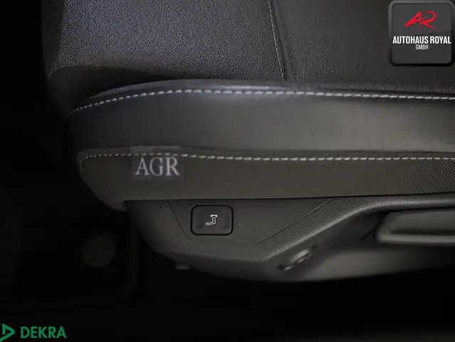 Opel Astra view 12