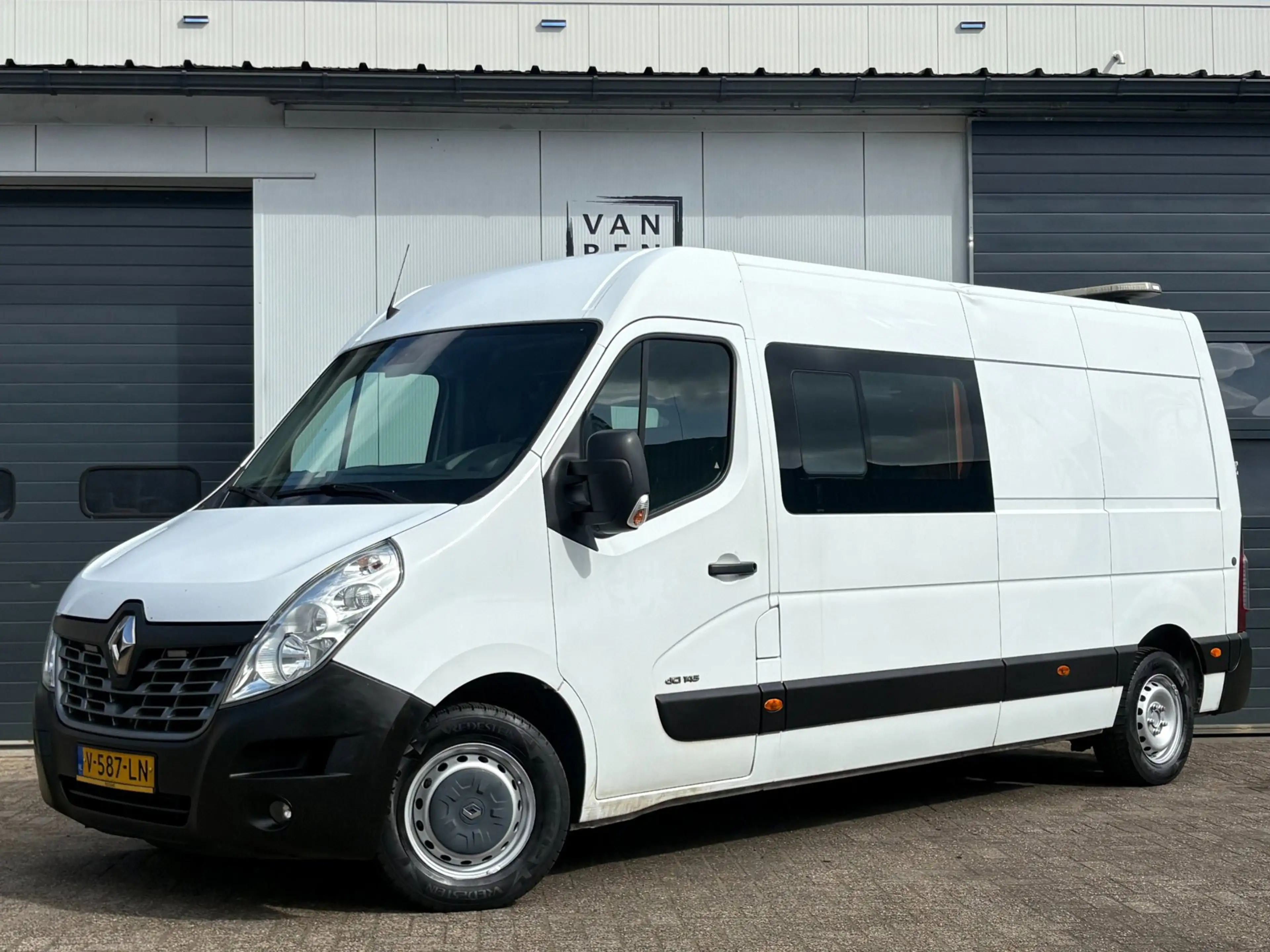 Renault Master T35 2.3dCi 145pk L3H2 Navi Camera Clima Cruise EUR