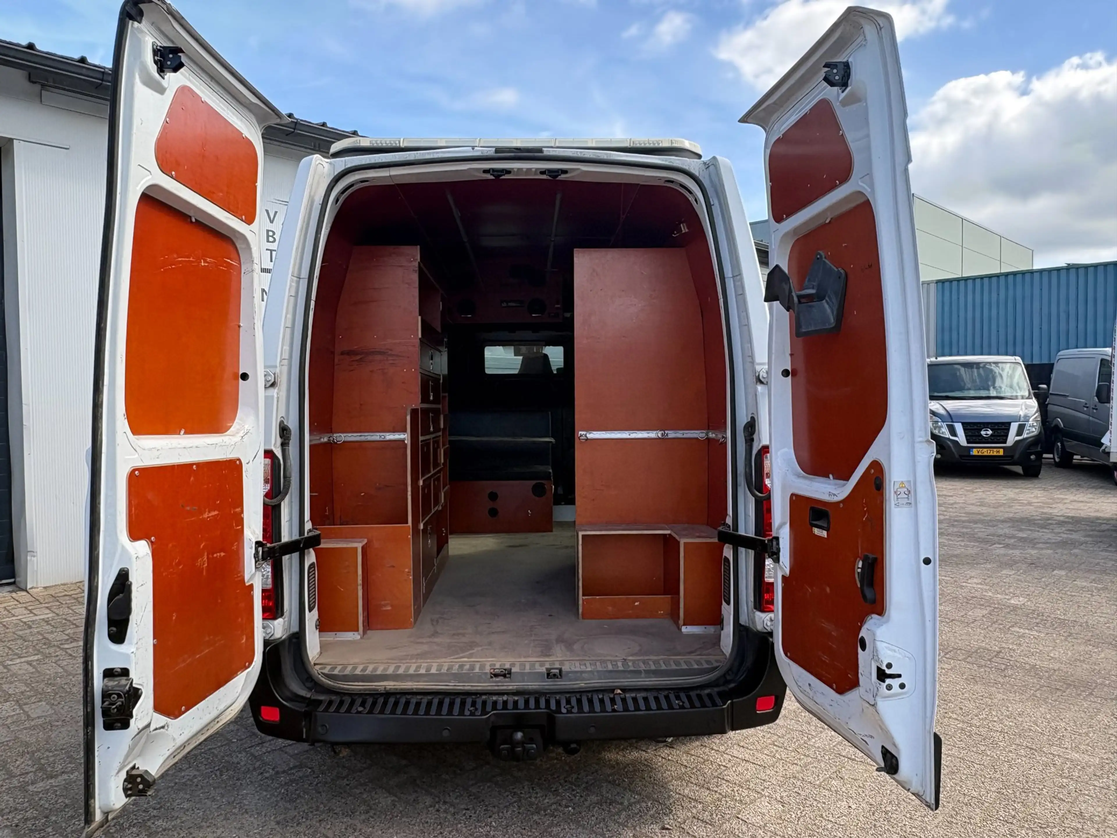 Renault Master T35 2.3dCi 145pk L3H2 Navi Camera Clima Cruise EUR — photo 11