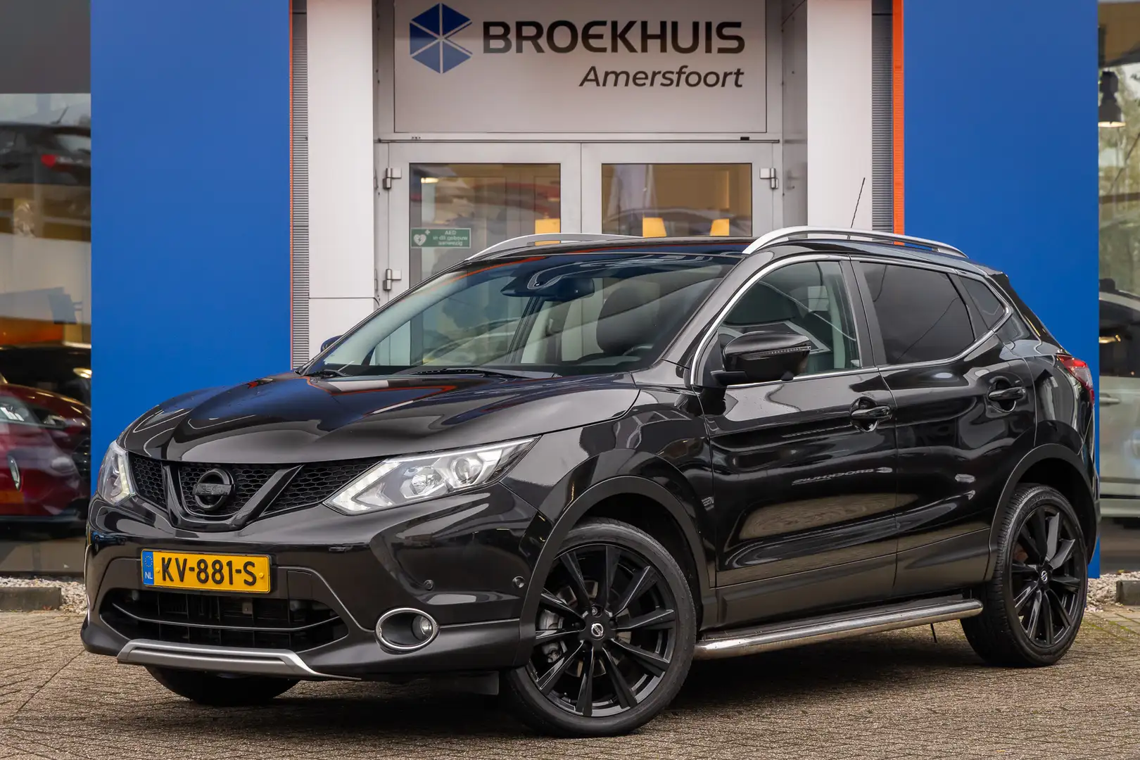 Nissan Qashqai 1.2 Tekna | 360 camera | Navi | Pano | Stoel verwa Zwart - 1