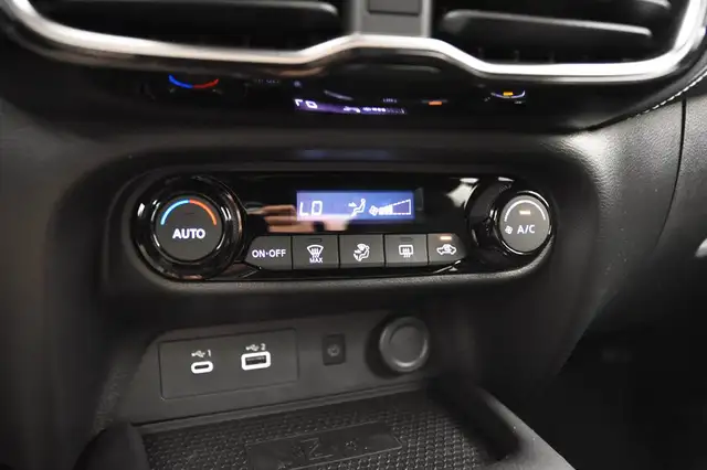 Nissan Juke view 11