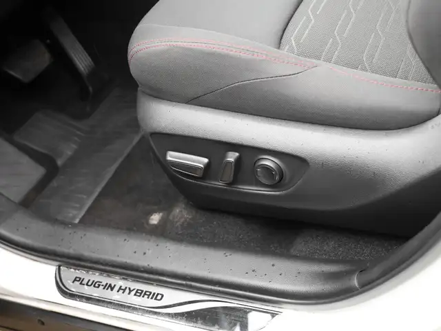 Toyota Rav4 view 13