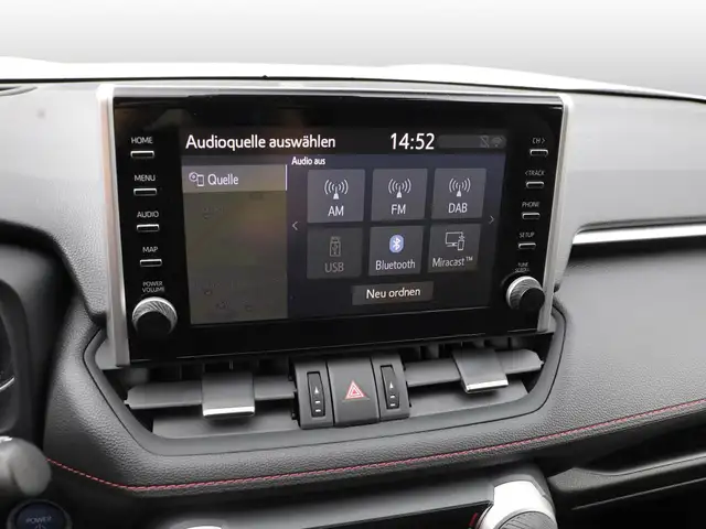 Toyota Rav4 view 7