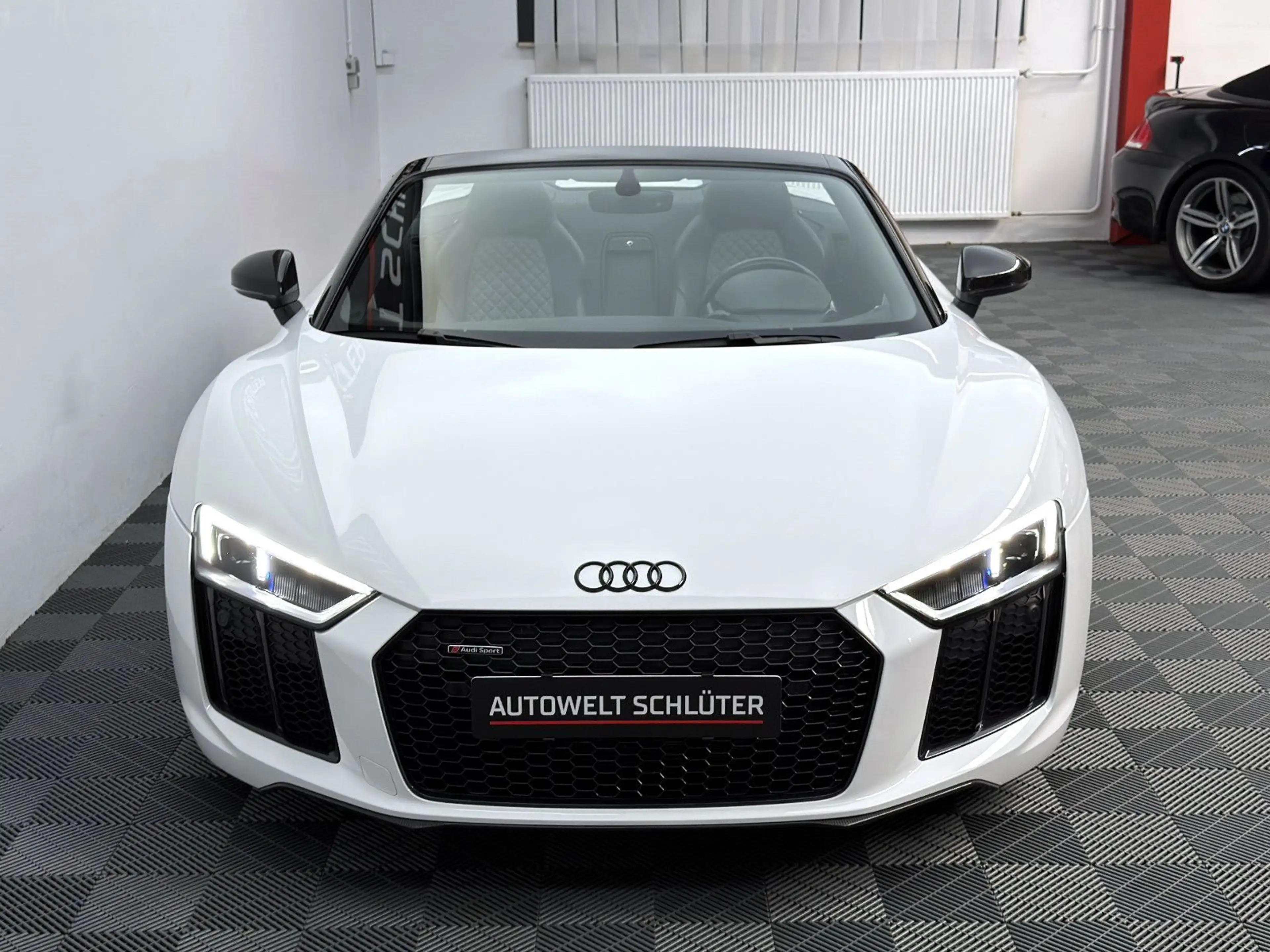 Audi R8 Spyder 5.2 FSI quattro*KW*20 Zoll BBS Forget — photo 2