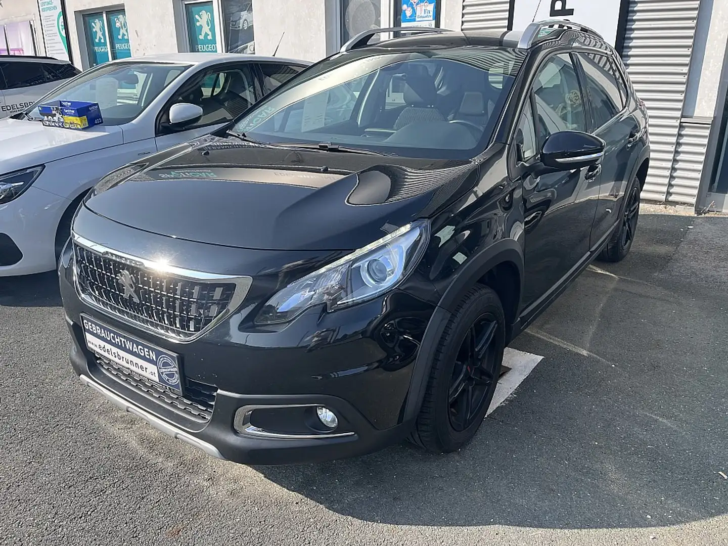 Peugeot 2008 1,6 BHDI Allure Schwarz - 1