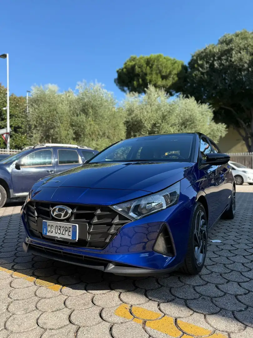 Hyundai i20 1.2 MPI MT Bose Blau - 1