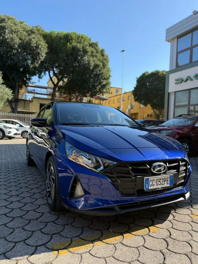 Hyundai i20 1.2 MPI MT Bose Blau - 2