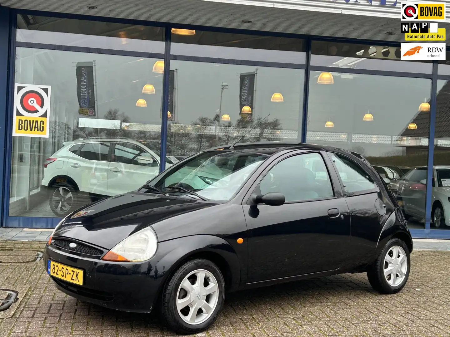 Ford Ka/Ka+ 1.3 Champion LM-Velgen Stuurbekr. APK 3-26 NAP NL- Zwart - 1