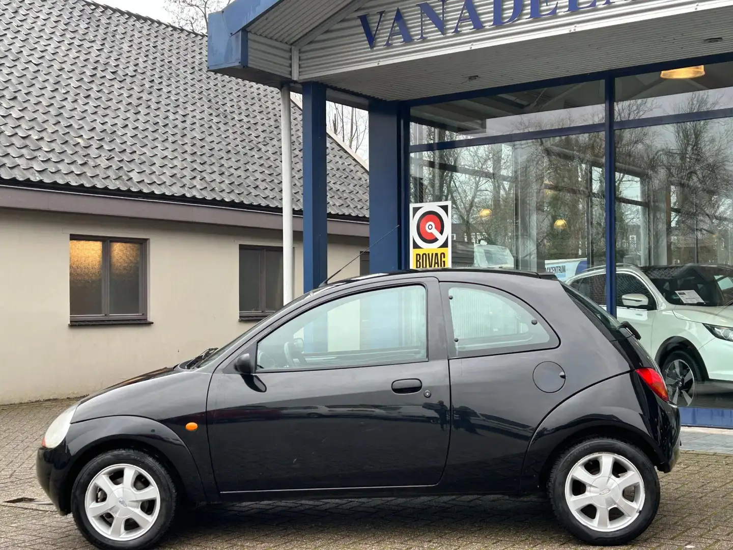 Ford Ka/Ka+ 1.3 Champion LM-Velgen Stuurbekr. APK 3-26 NAP NL- Zwart - 2