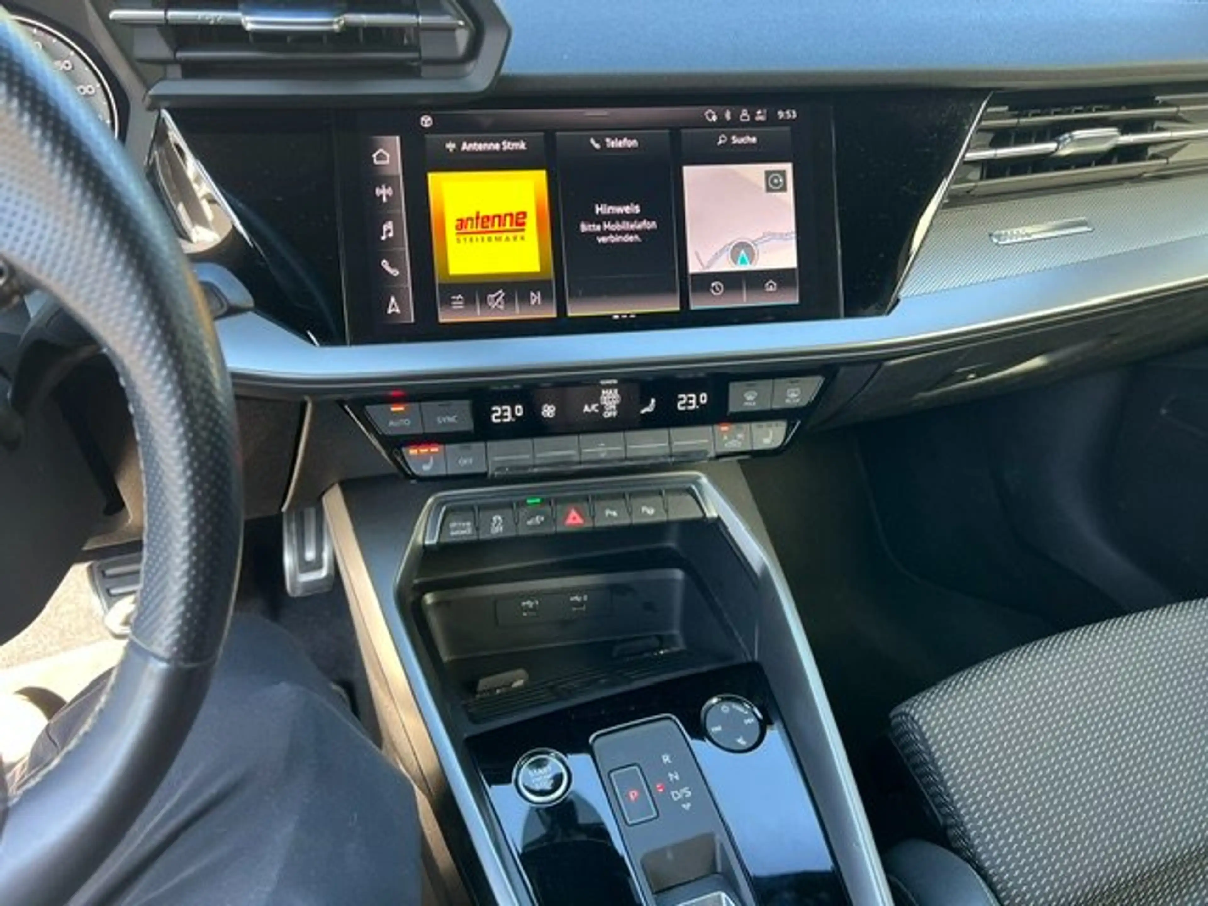 Audi A3 40 TFSI e S line — photo 12