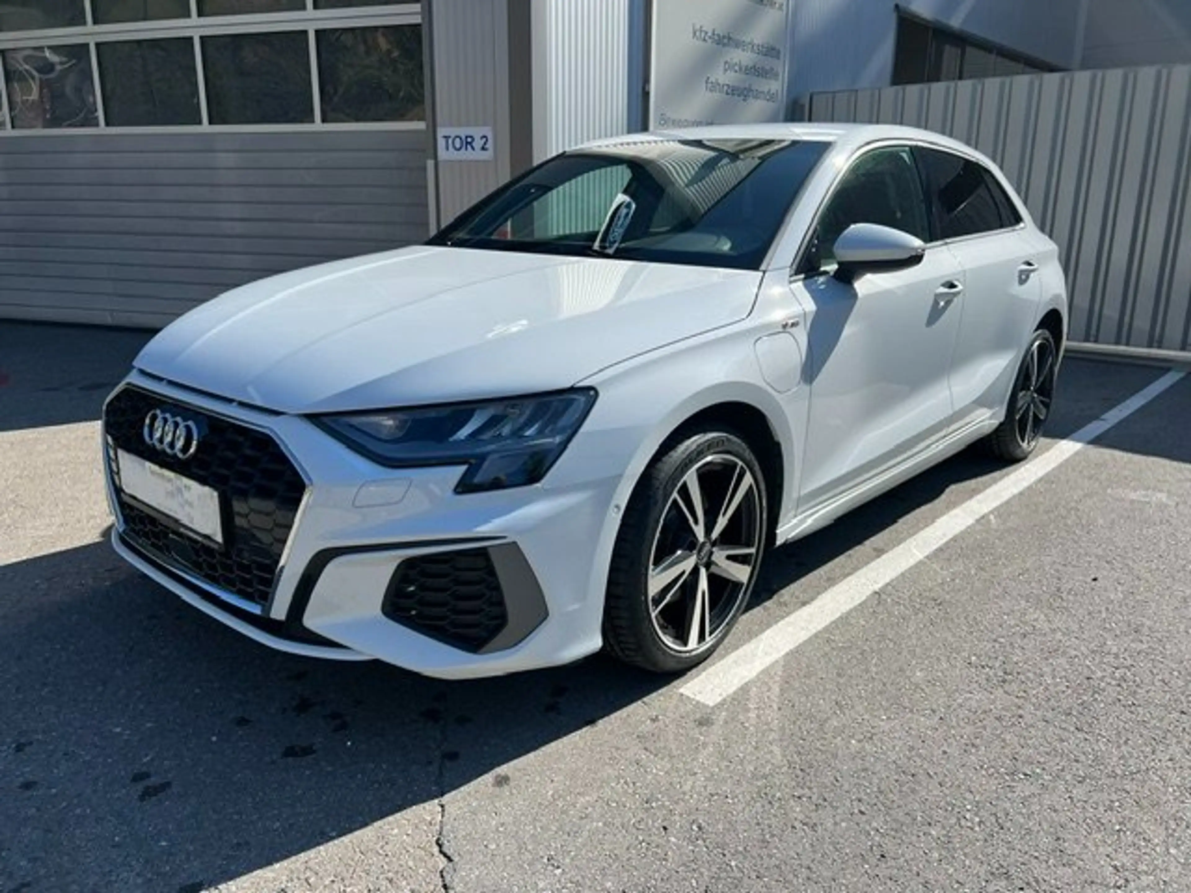 Audi A3 40 TFSI e S line
