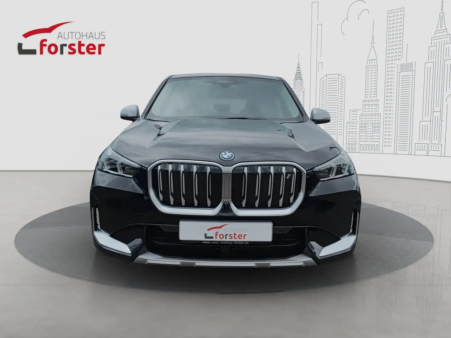 BMW iX1 30 xDrive xLine AHK 360° Kamera ACC Schwarz - 2