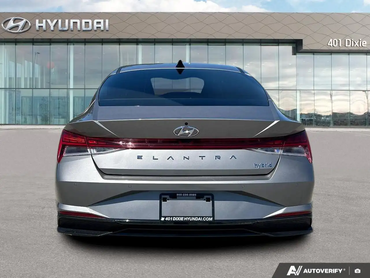Hyundai ELANTRA снимка Hyundai ELANTRA