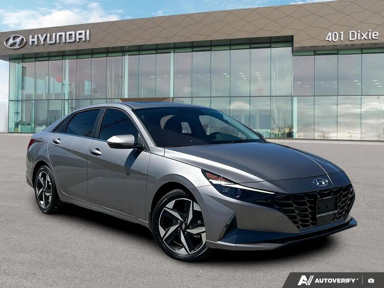 Hyundai ELANTRA снимка Hyundai ELANTRA