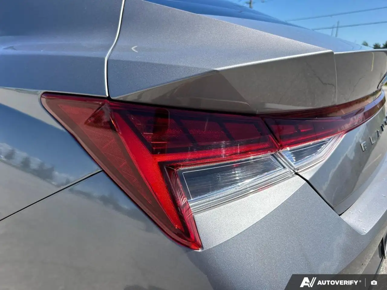 Hyundai ELANTRA снимка Hyundai ELANTRA