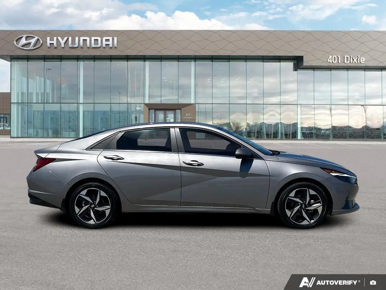 Hyundai ELANTRA снимка Hyundai ELANTRA