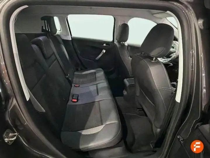 Peugeot 2008 1.2 Pure Tech S&S Allure (2017) 2019, foto 17