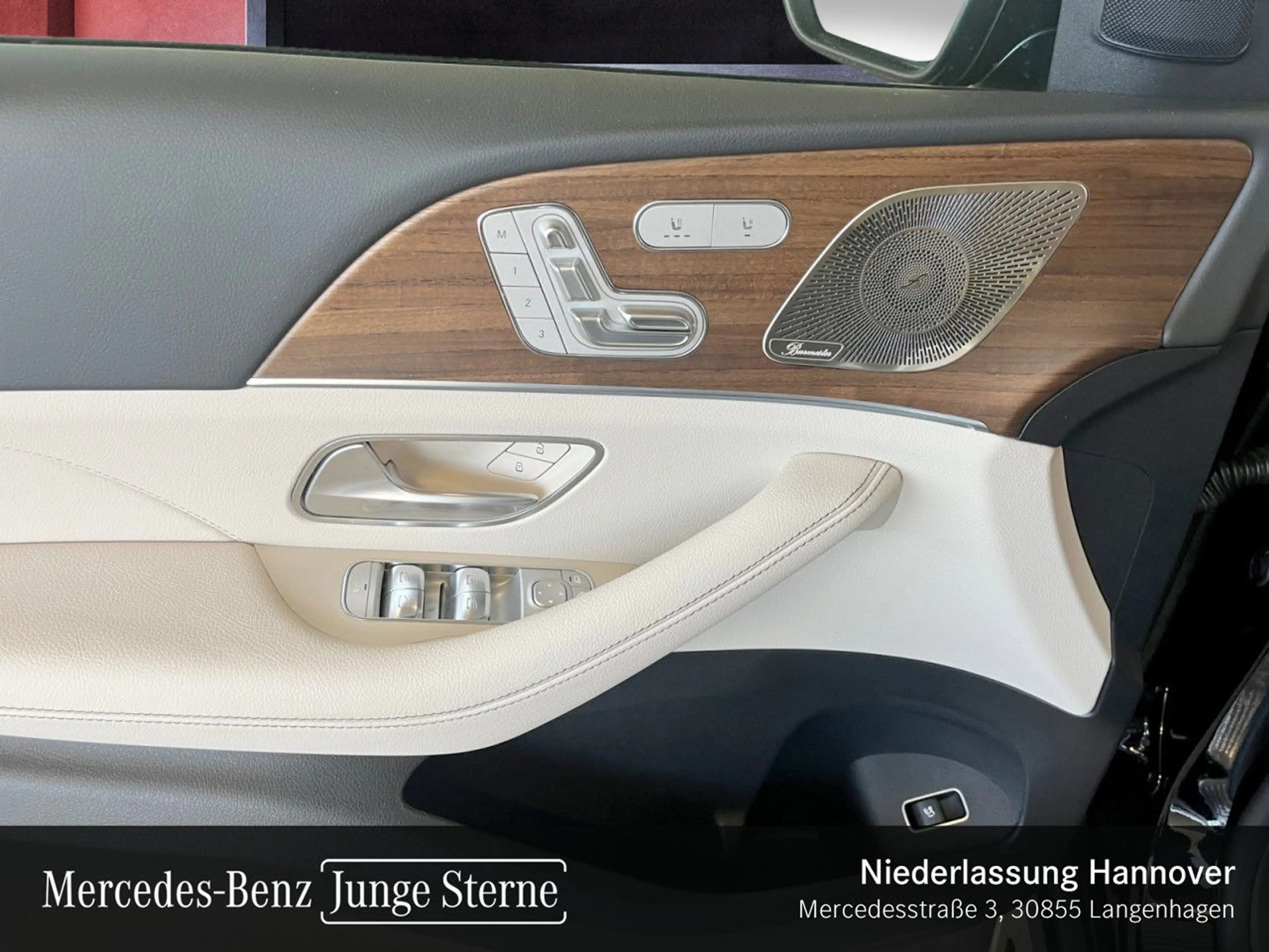 Mercedes-Benz GLE 300 d 4M AMG+NIGHT+PANO+360+AHK+MULTIBEAM+SPUR — photo 13