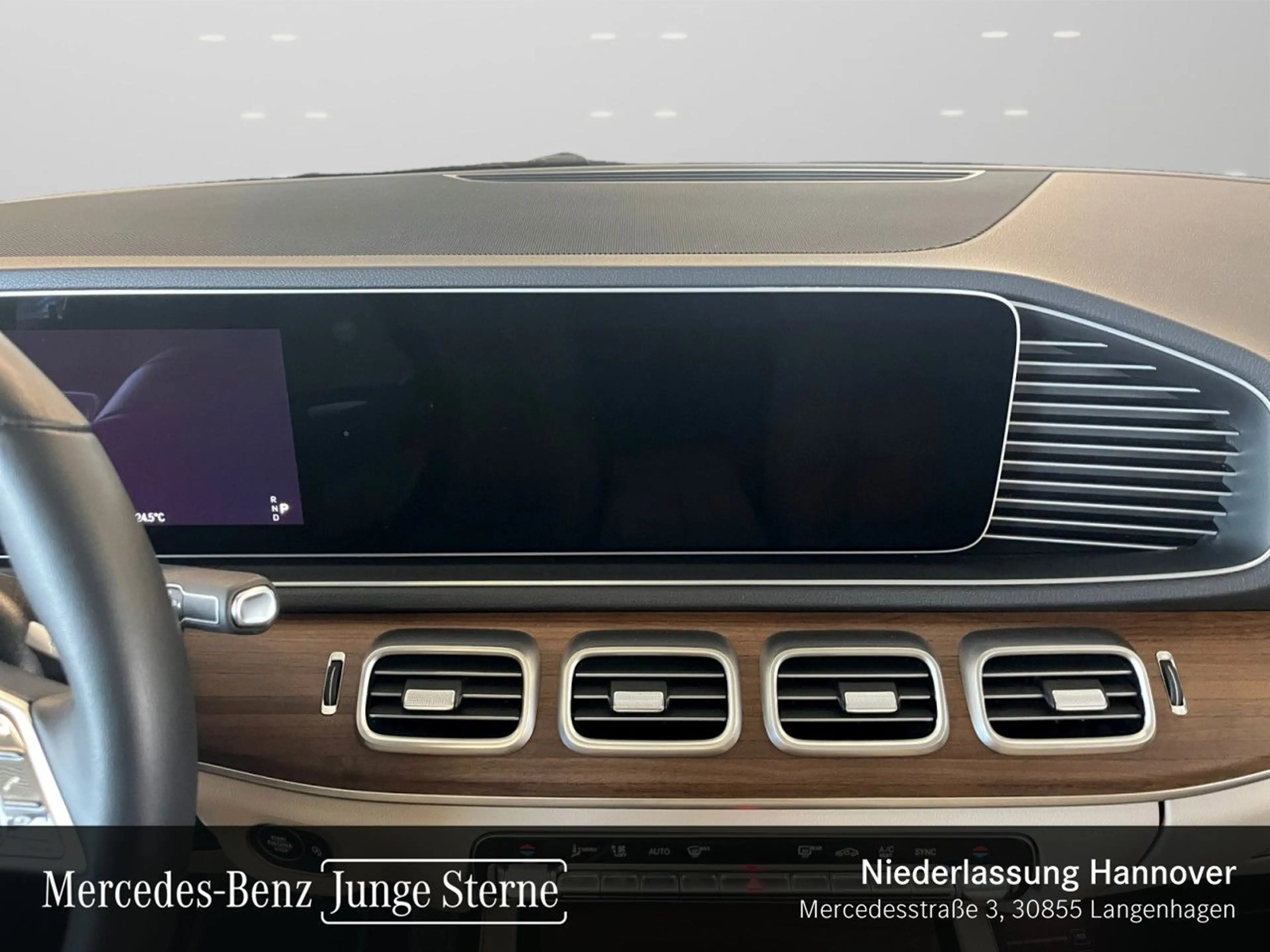 Mercedes-Benz GLE 300 d 4M AMG+NIGHT+PANO+360+AHK+MULTIBEAM+SPUR — photo 12