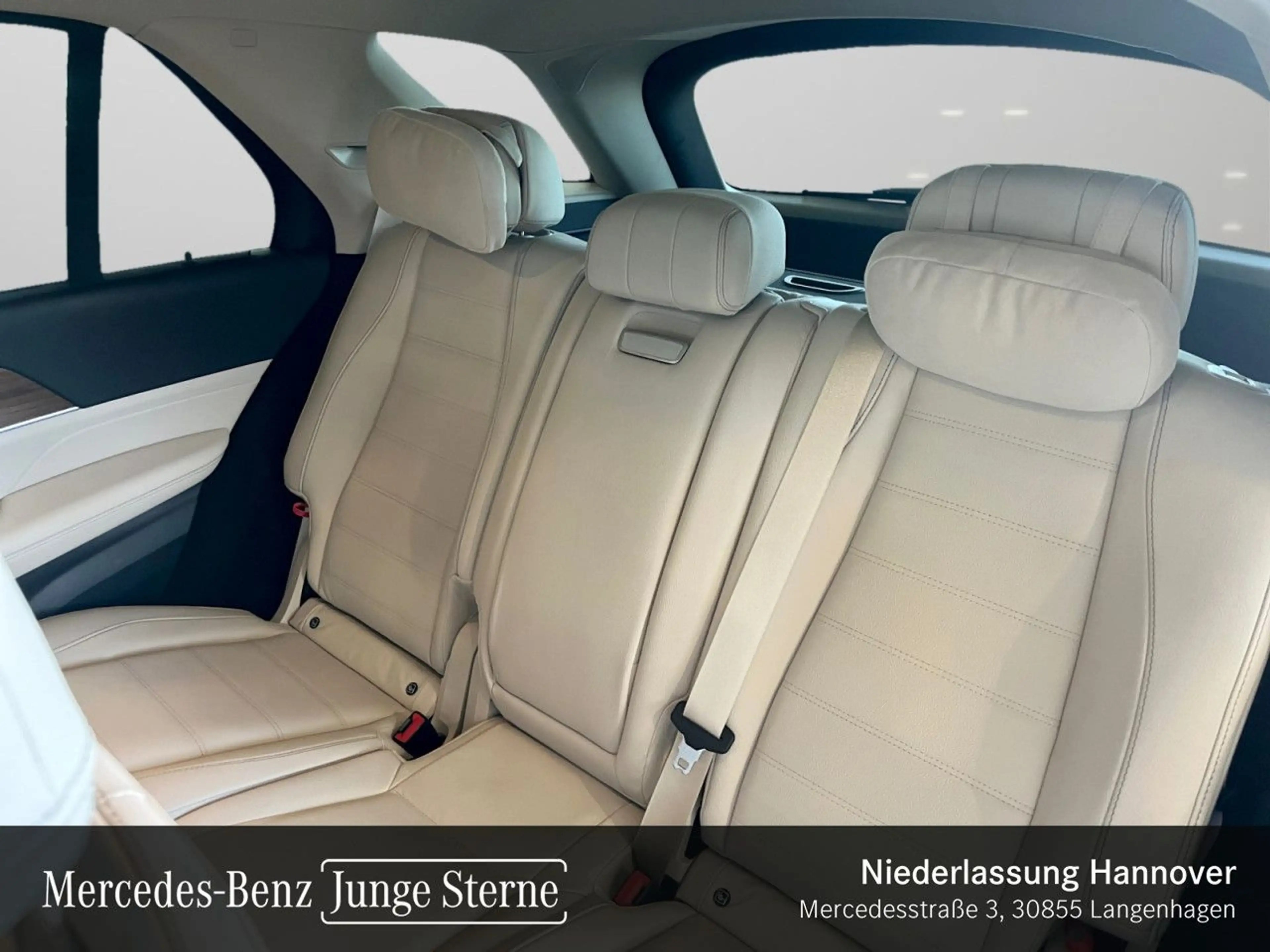 Mercedes-Benz GLE 300 d 4M AMG+NIGHT+PANO+360+AHK+MULTIBEAM+SPUR — photo 14