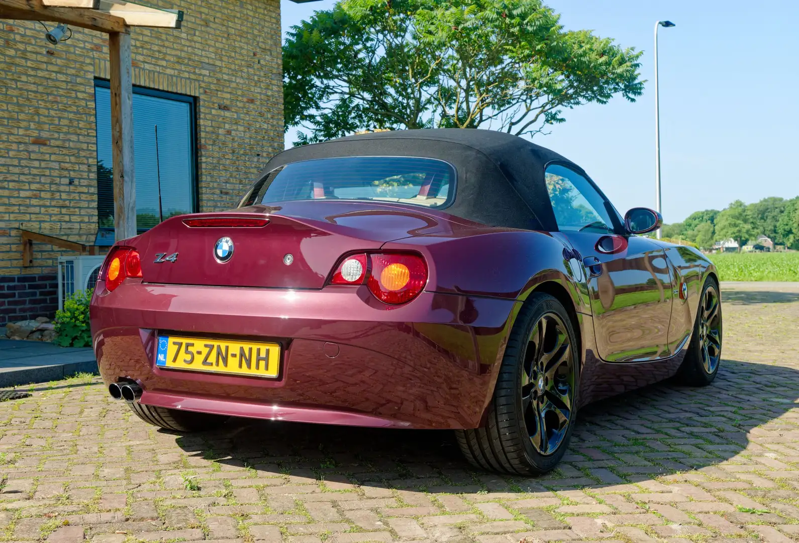 BMW Z4 3.0i, stoelverwarming, airco, navi, sportonderstel Rood - 1