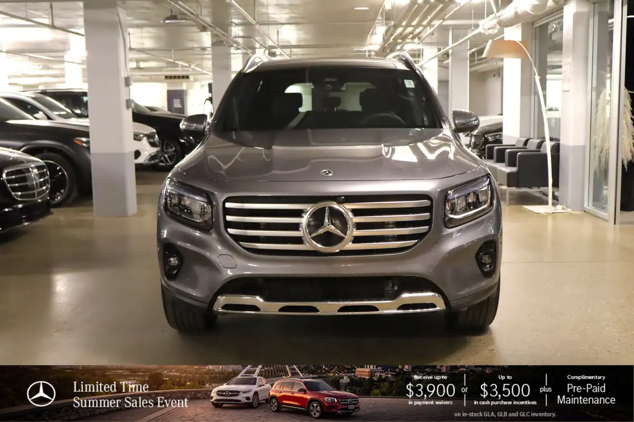 Mercedes-Benz GLB снимка Mercedes-Benz GLB