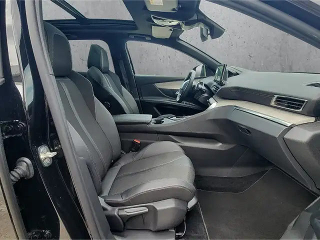 Peugeot 3008 view 13
