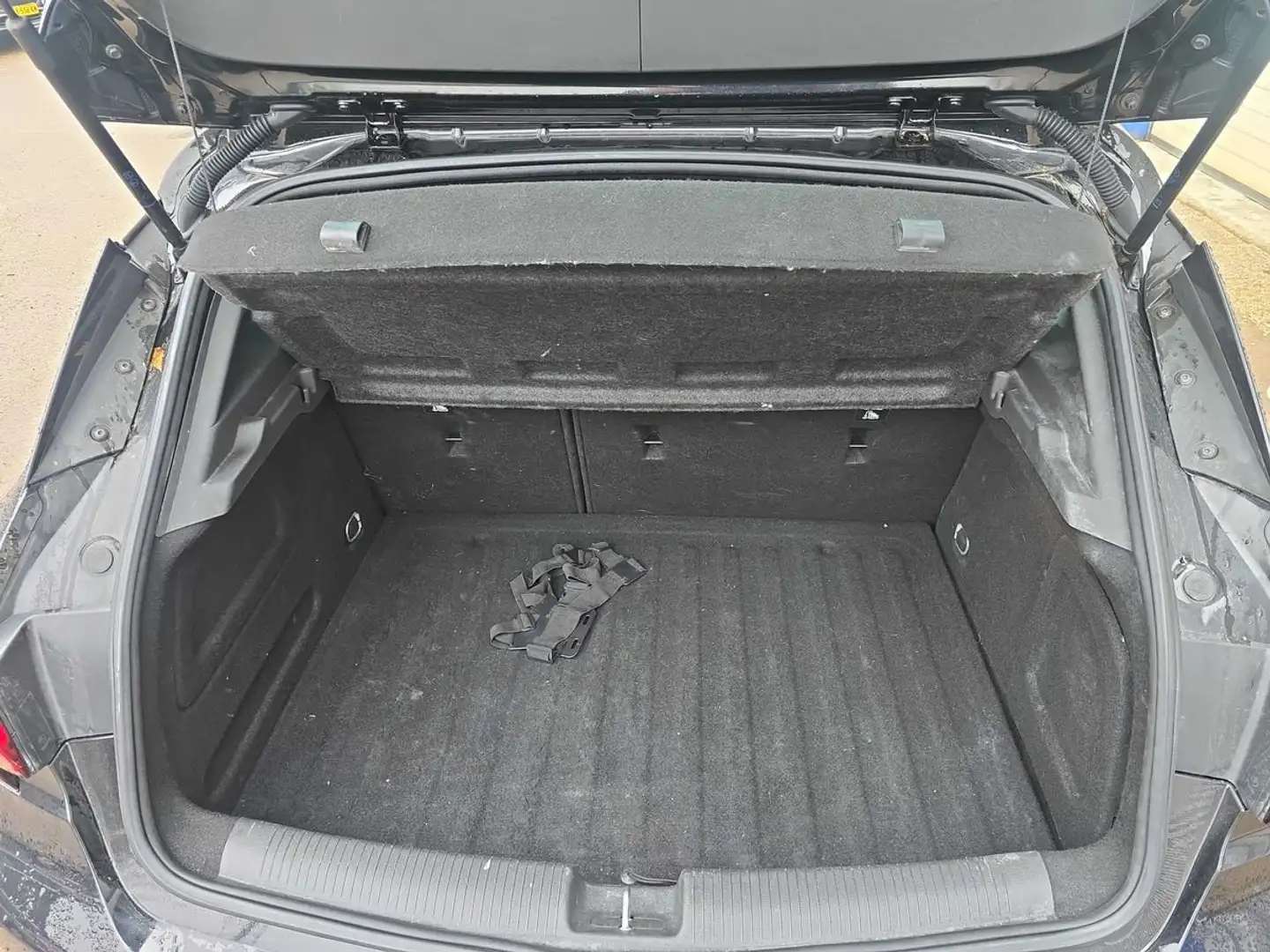 Opel Astra 1.4 Online Ed. Noir - 2