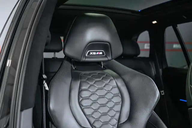 BMW X5 M view 20
