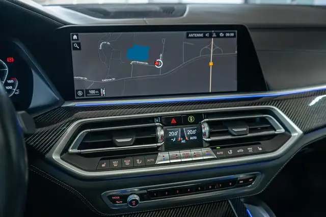 BMW X5 M view 23